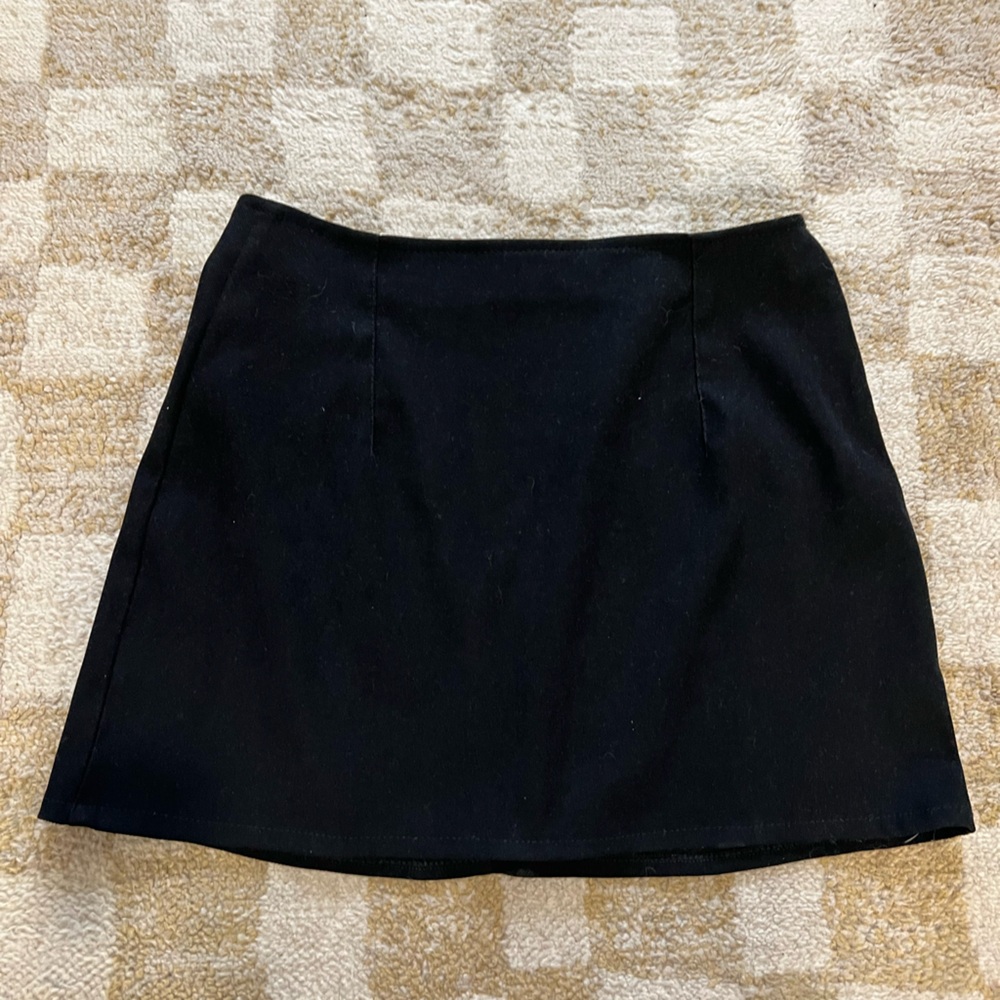 Vintage Black Mini Skirt with back zipper size 1 (small)